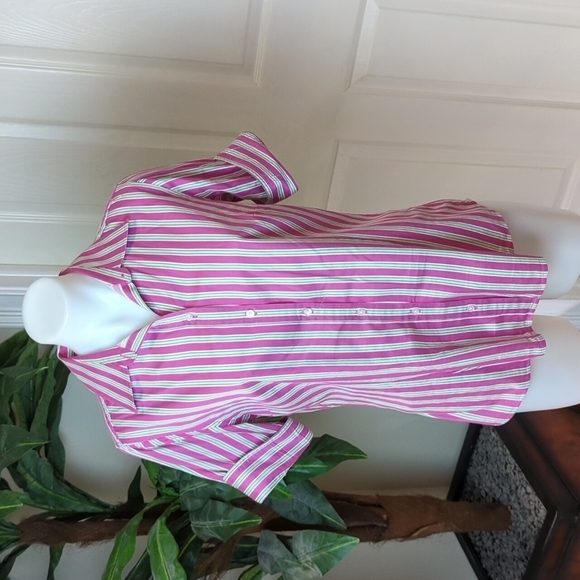 🐢Merona Women's Short Sleeve Striped Button Down Fitted Shirt Sz Sm - Picture 1 of 6